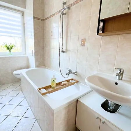 Havn In Merseburg, 2br, Tv, Wifi Apartamento Merseburg