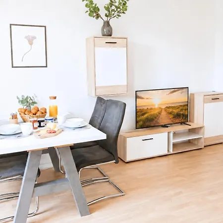 Havn In Merseburg, 2br, Tv, Wifi Apartamento